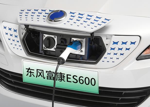 東風(fēng)富康ES600圖片與報(bào)價(jià) 15.38萬(wàn)純電汽車(chē)基于標(biāo)致408底盤(pán)打造